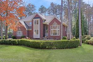 2921 SPRUCE LANE