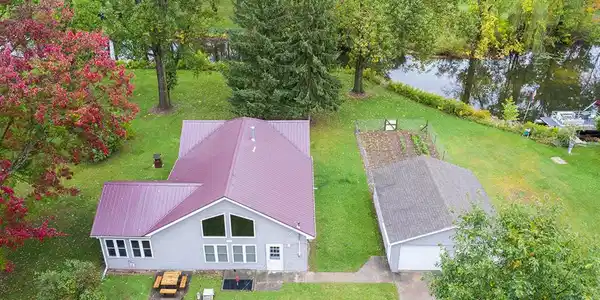 217 Woodlawn Drive