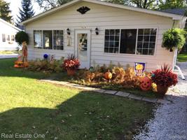 7426 BIRCHWOOD Road