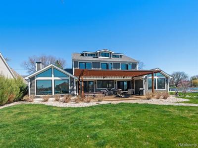 13400 WENWOOD Drive