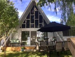 8354 Lakeshore N Road
