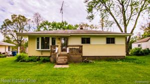 9135 SANDISON Drive
