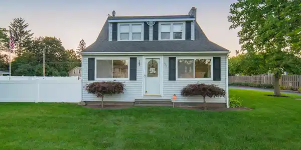 155 BRISCOE Boulevard