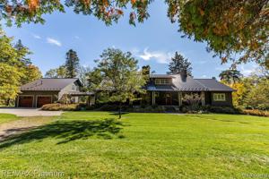 3500 BRIAR HILL COURT
