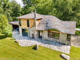 5151 OAKCLIFF DR