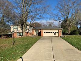 3746 HUTCHINS HILL Drive