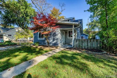 813 JENKINSON Street