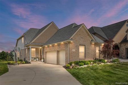 8264 Stoney Creek Drive