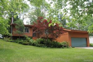 938 BLUE HERON Drive