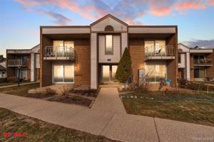 1607 CASS LAKE RD UNIT A