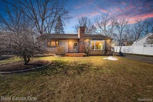 3236 GREENLAWN Avenue