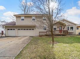747 LUCILLE Drive