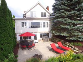 12156 Mantawauka Drive