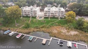 3260 Island Cove Drive