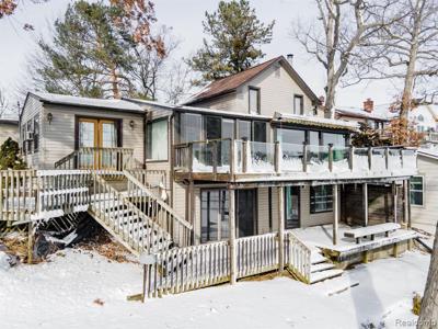 653 CENTRAL Drive