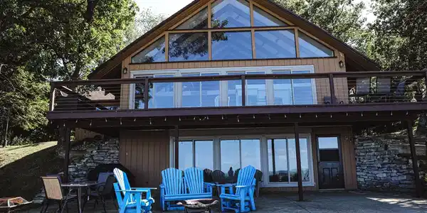 9184 CRESCENT BEACH Road