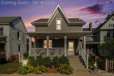 271 N Elizabeth Street