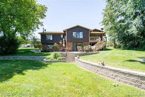 6755 Thompson Lane
