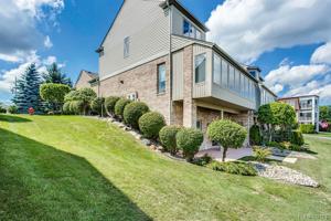 1935 RIVER Road