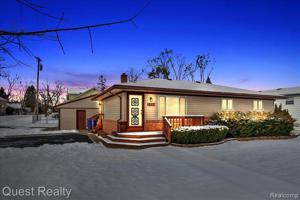 3251 VAN CAMPEN Drive
