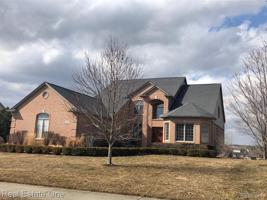 554 OVERLOOK Drive