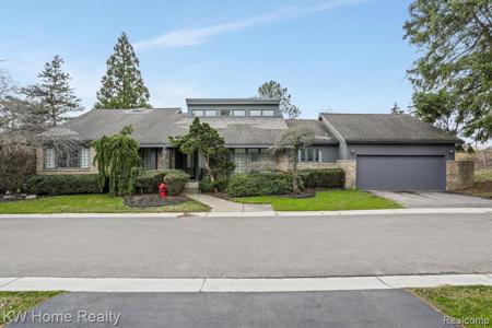 5514 WOODLAND Court