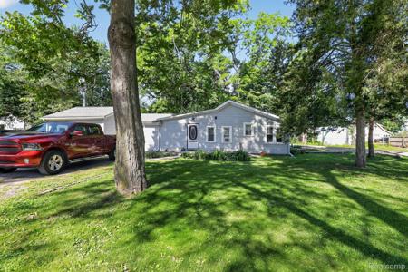 128 Front Drive