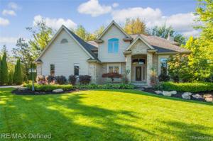 6724 LONGHURST Drive