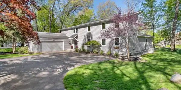 2909 Cascade Springs Drive