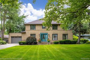 15215 WINDMILL POINTE Drive