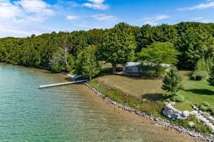 429 N EAST TORCH LAKE Drive