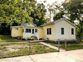 6907 MANDERSON