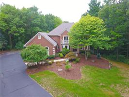 8528 ROYAL WOODS Drive