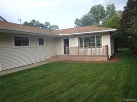 1709 MADDY Lane