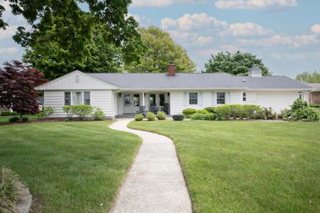 751 Monroe Boulevard