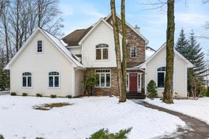 13157 Robins Ridge