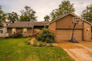 1280 BABLON Drive