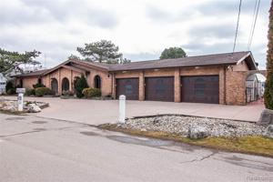 32888 NORTH RIVER Road