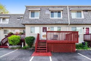 122 Ladd Road