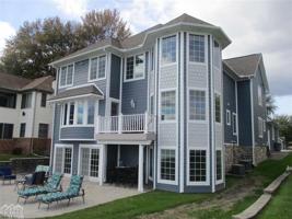 5055 Pointe