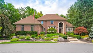 5082 Hilltop Estates Drive