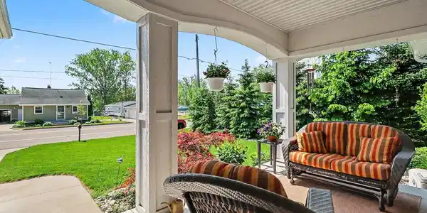Image 3: Front Porch
