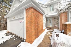 6486 Scenic Pines Court