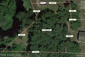 000 Cooley Lake Road