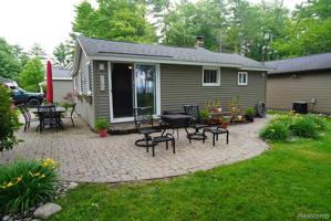 6695 E HOUGHTON LAKE #D Drive