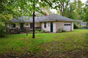 227 BRAMBLEBRAE Drive