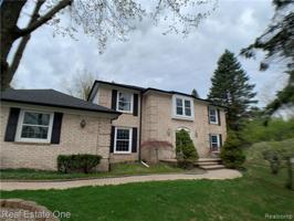 5432 SAINT MARTINS Court