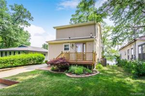 9541 Cedar Island Road