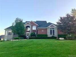 9313 OAKMONT Drive