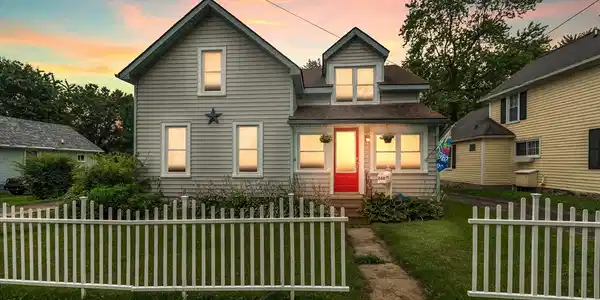 348 Atwater N Street